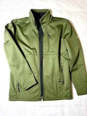SwissTech Men's Olive Green Softshell Jacket - Classic Zip Front/Fleece Inner